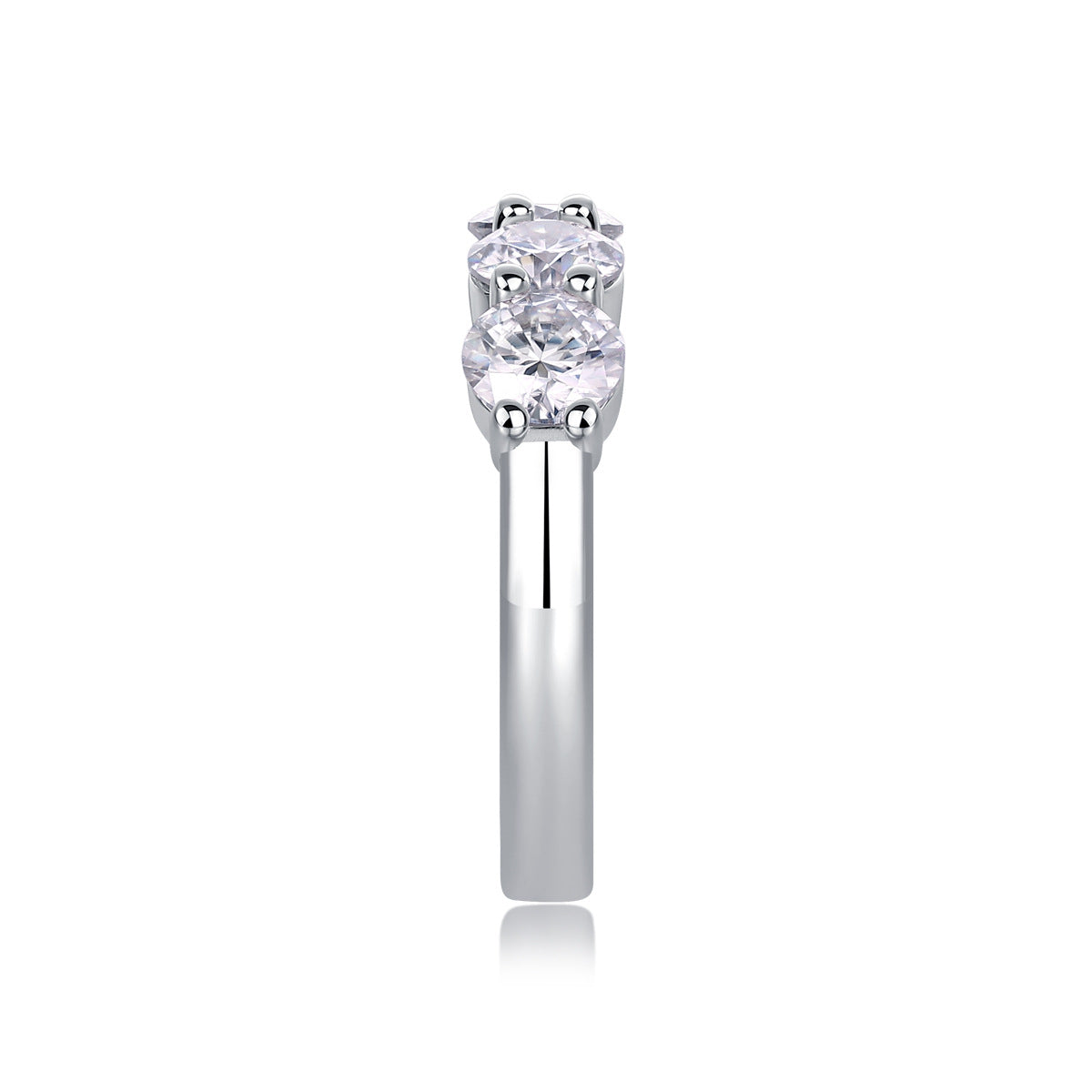 2.5 Carat Moissanite Single Row Inlaid Diamond 50 Points*5 Ring For Women