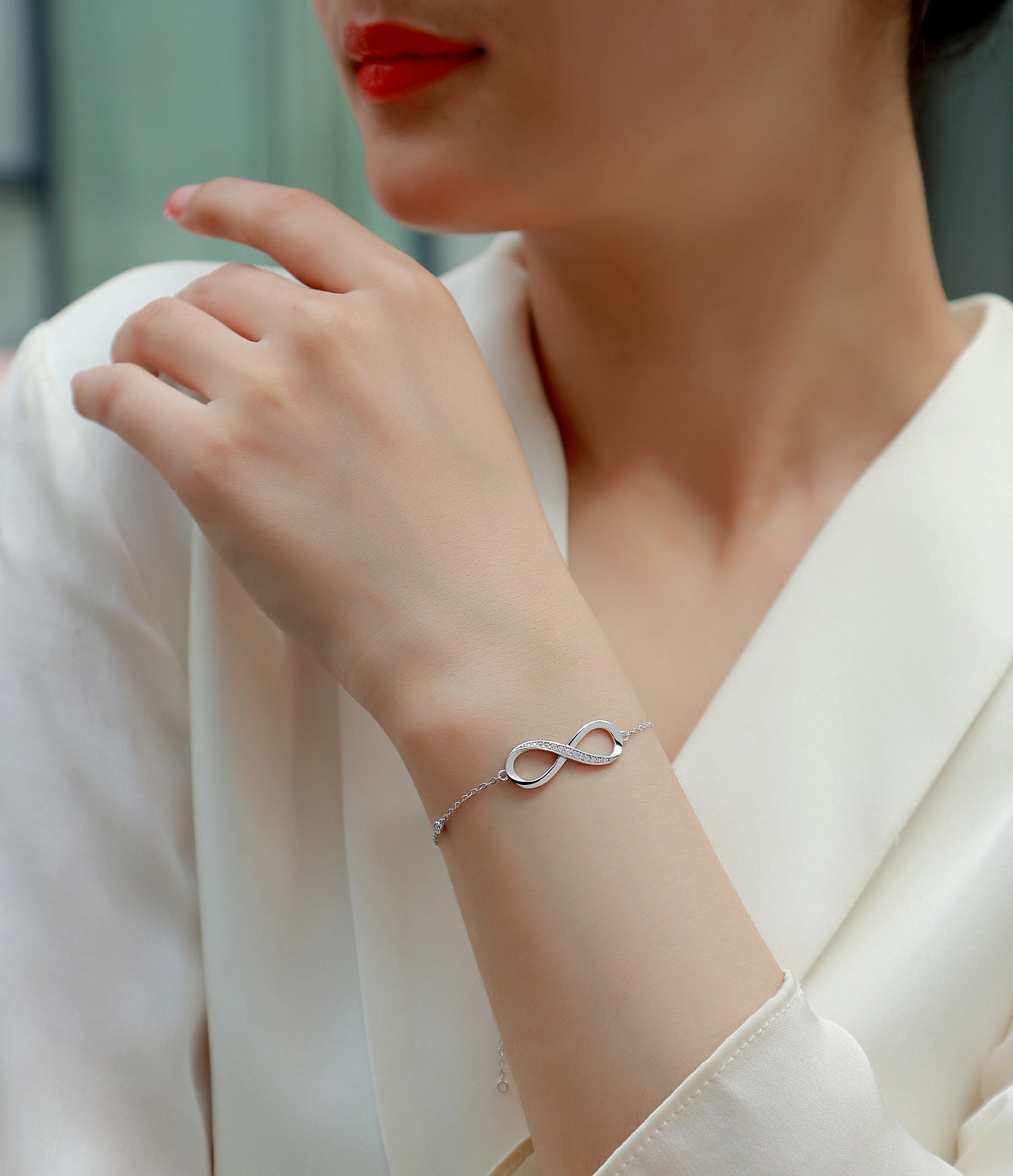 Moissanite S925 Sterling Silver Plated 18K Gold Lucky 8 Bracelet