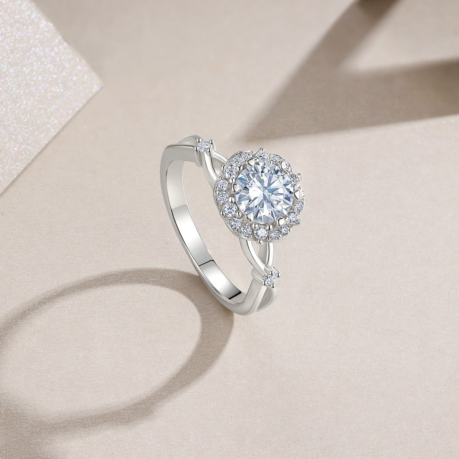 1 Carat Moissanite Diamond Ring for Women