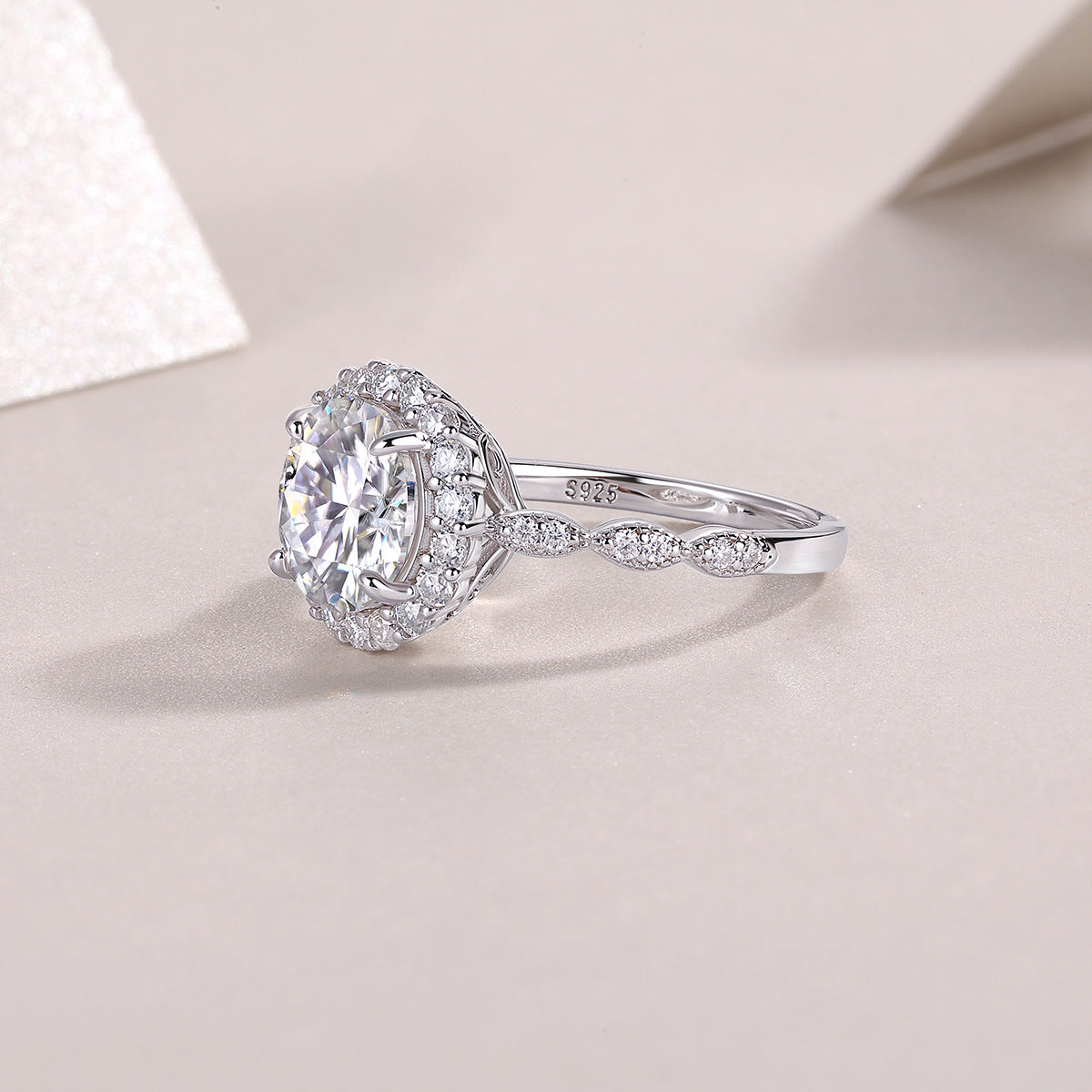 3 Carat Moissanite Diamond Engagement Ring for Women