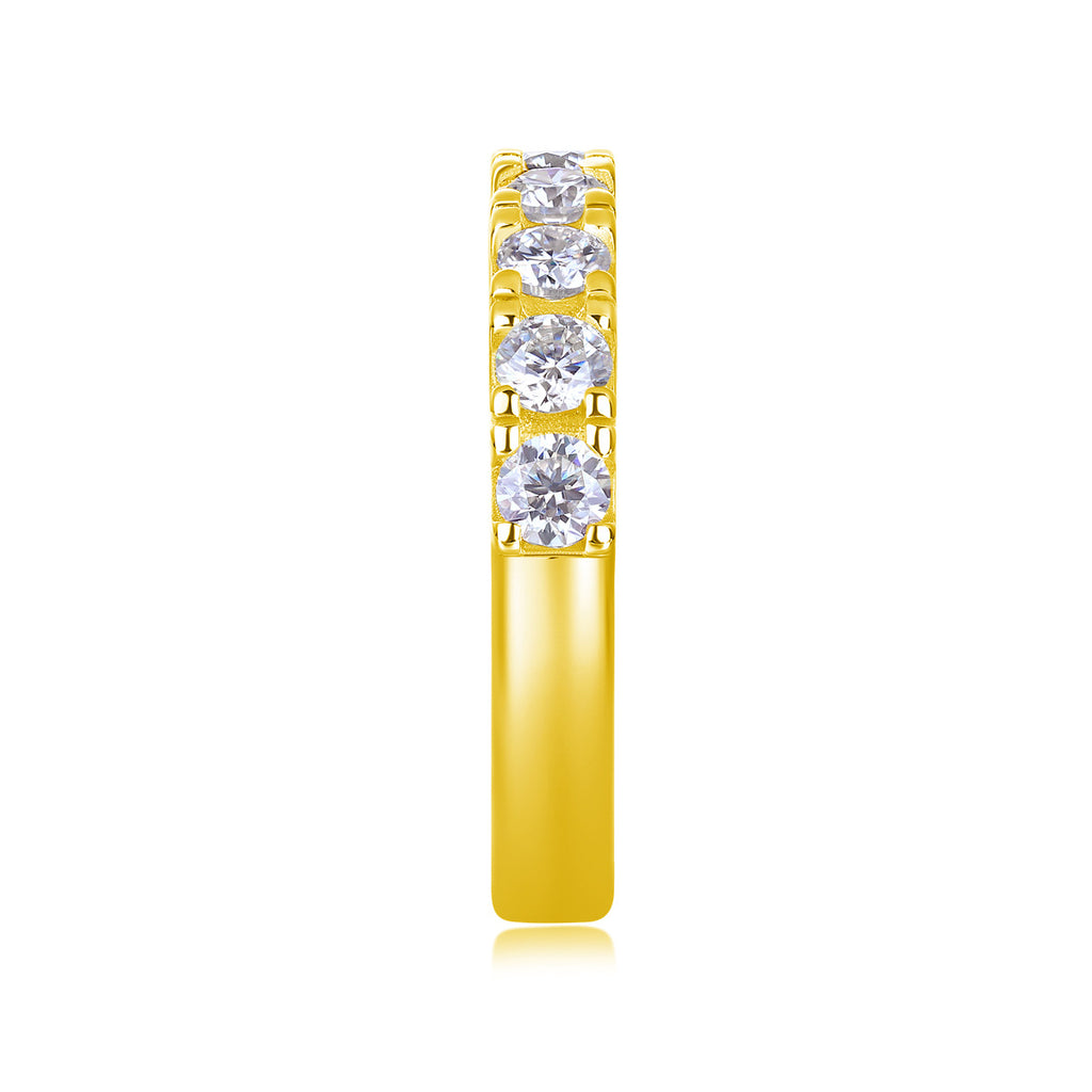 Single Row Moissanite Diamond Ring for Women