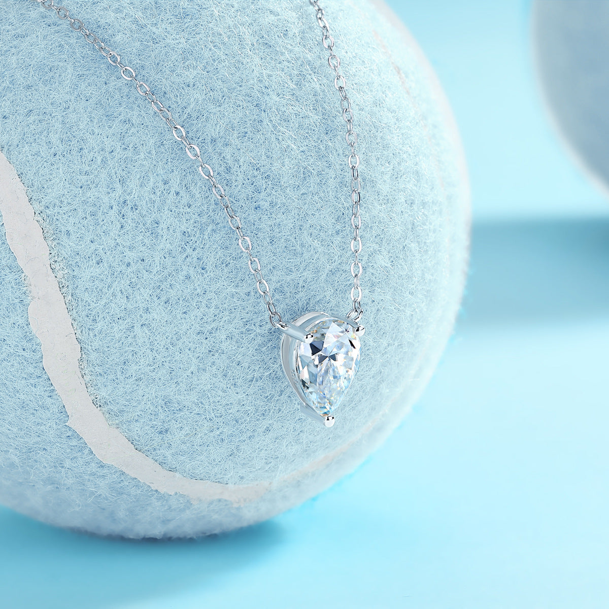 Pear Shape 2.5CT Moissanite Necklace for Women S925 Plated with 18K White Gold