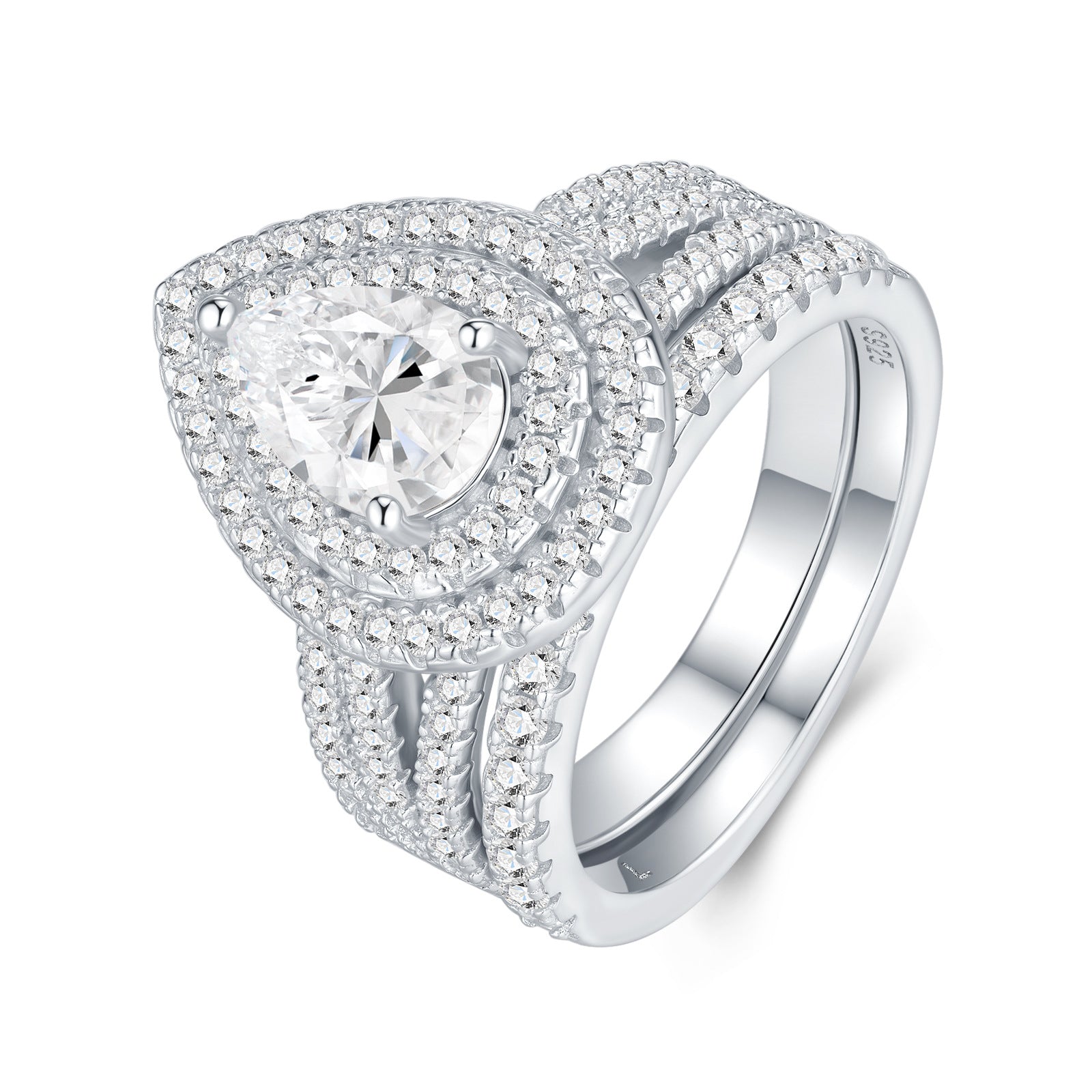 Luxurious Moissanite Diamond Ring for Women