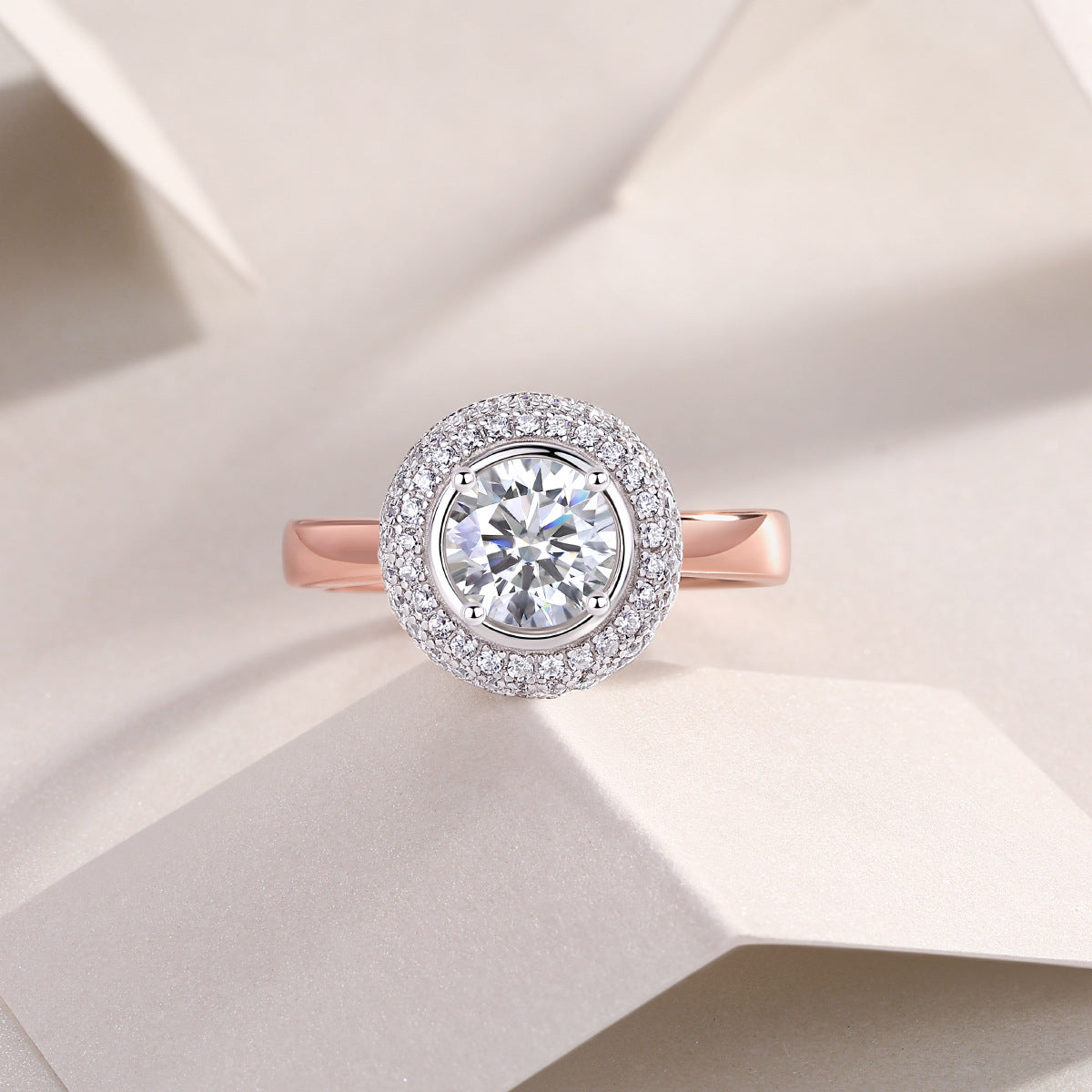 1 Carat D-VVS1 Lab Grown Diamond Ring for Women