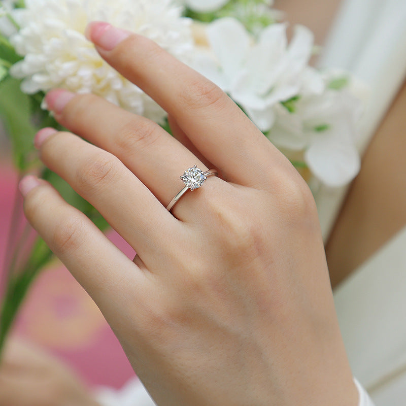 1 Carat D-VVS1 Lab Grown Diamond Ring for Women