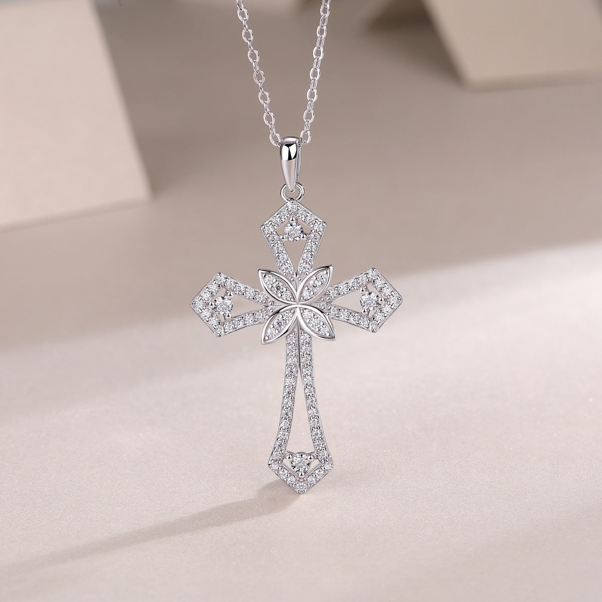 S925 Plated 18K Moissanite Cross Pendant Necklace for Women