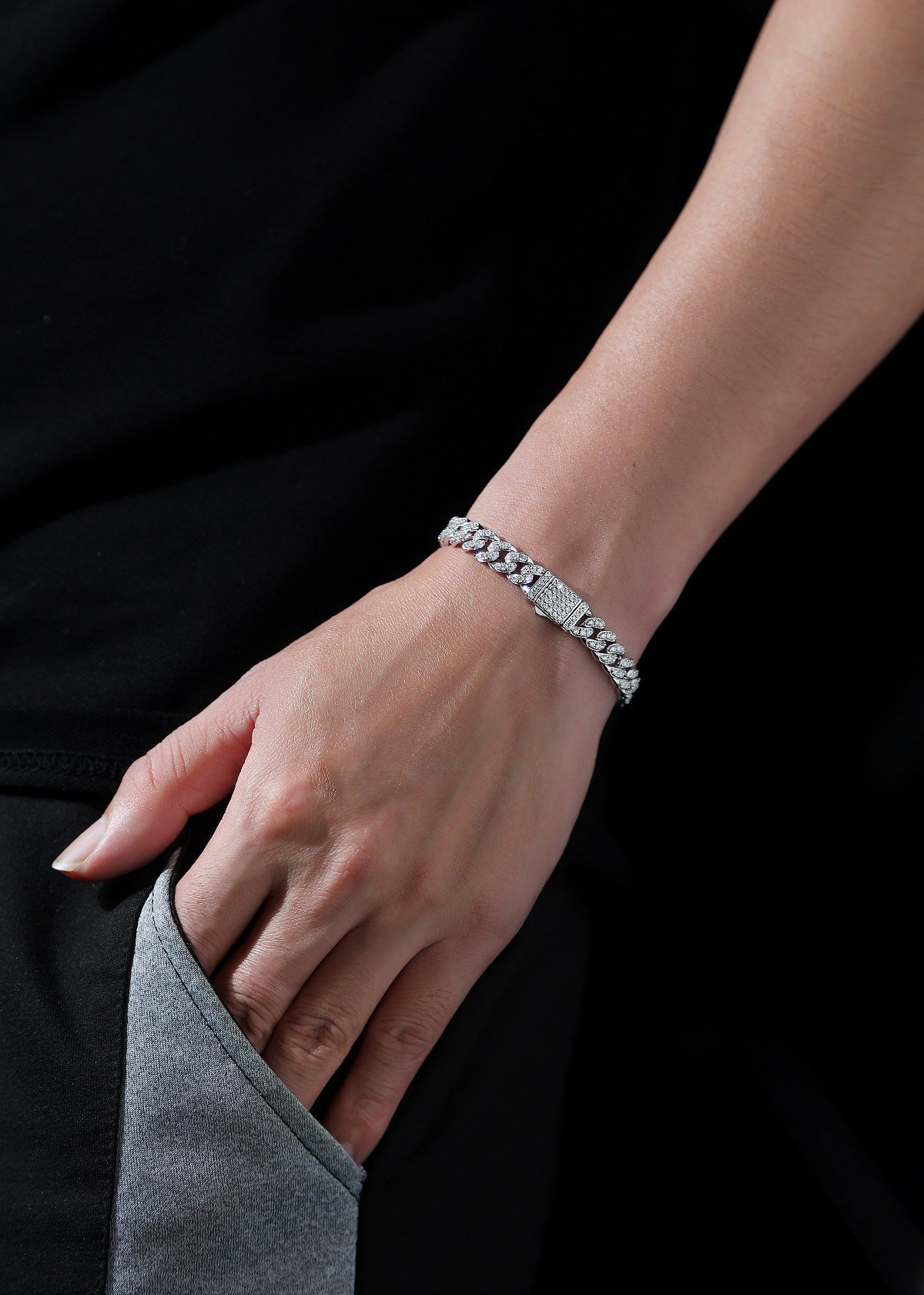 Men's and Women's Moissanite Cuban Bracelet S925 Silver Plated with 18K Gold