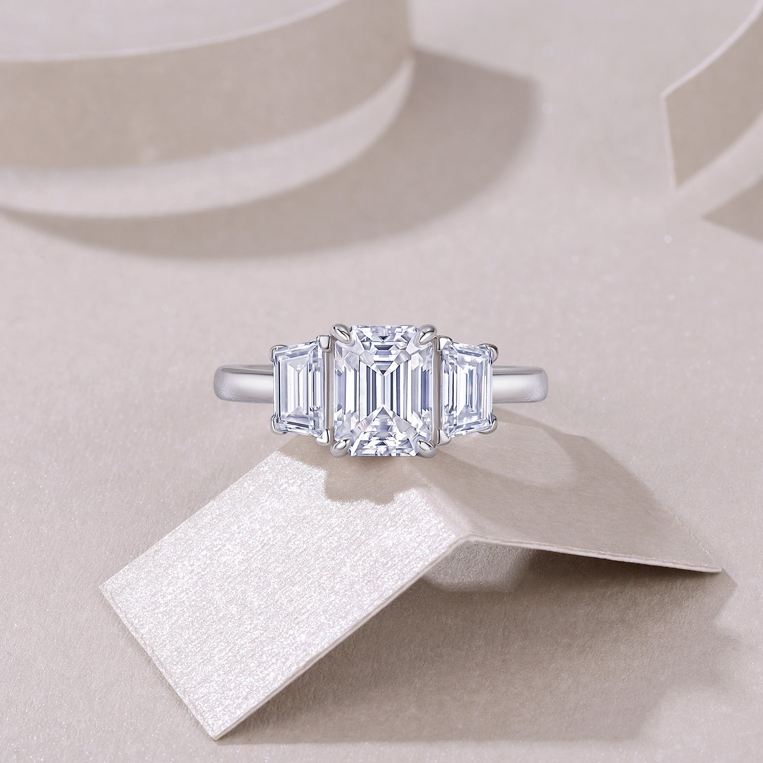 Emerald Cut 6*8mm Moissanite Men's and Women's Ring S925 Silver Plated with 18K White Gold