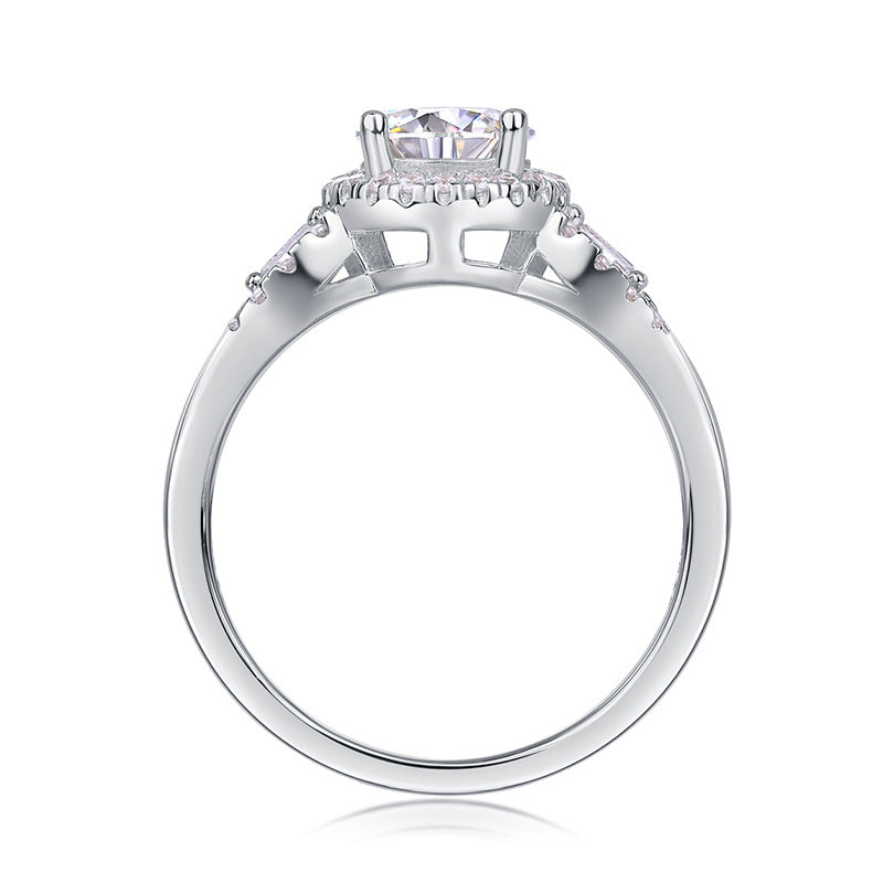 1 Carat D-VVS1 Lab Grown Diamond Ring for Women