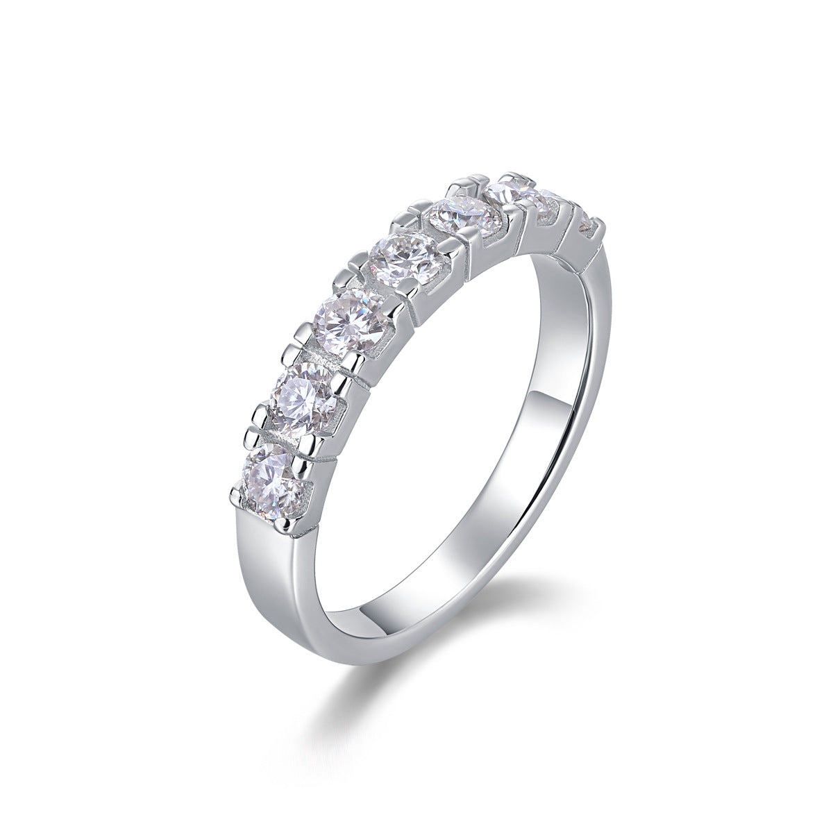 Single Row Moissanite Diamond Ring for Women