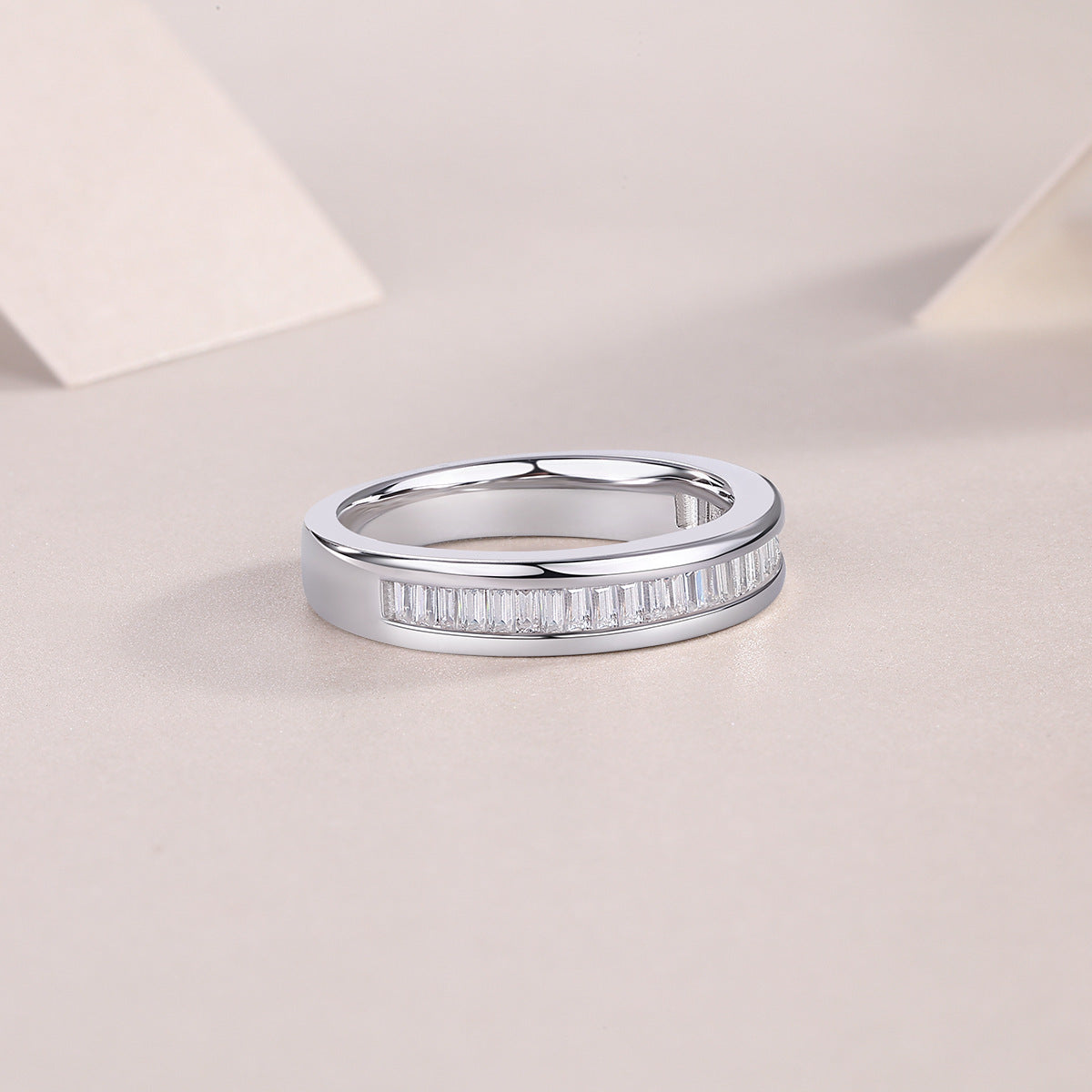 Single Row Emerald Cut Moissanite Ring for Women