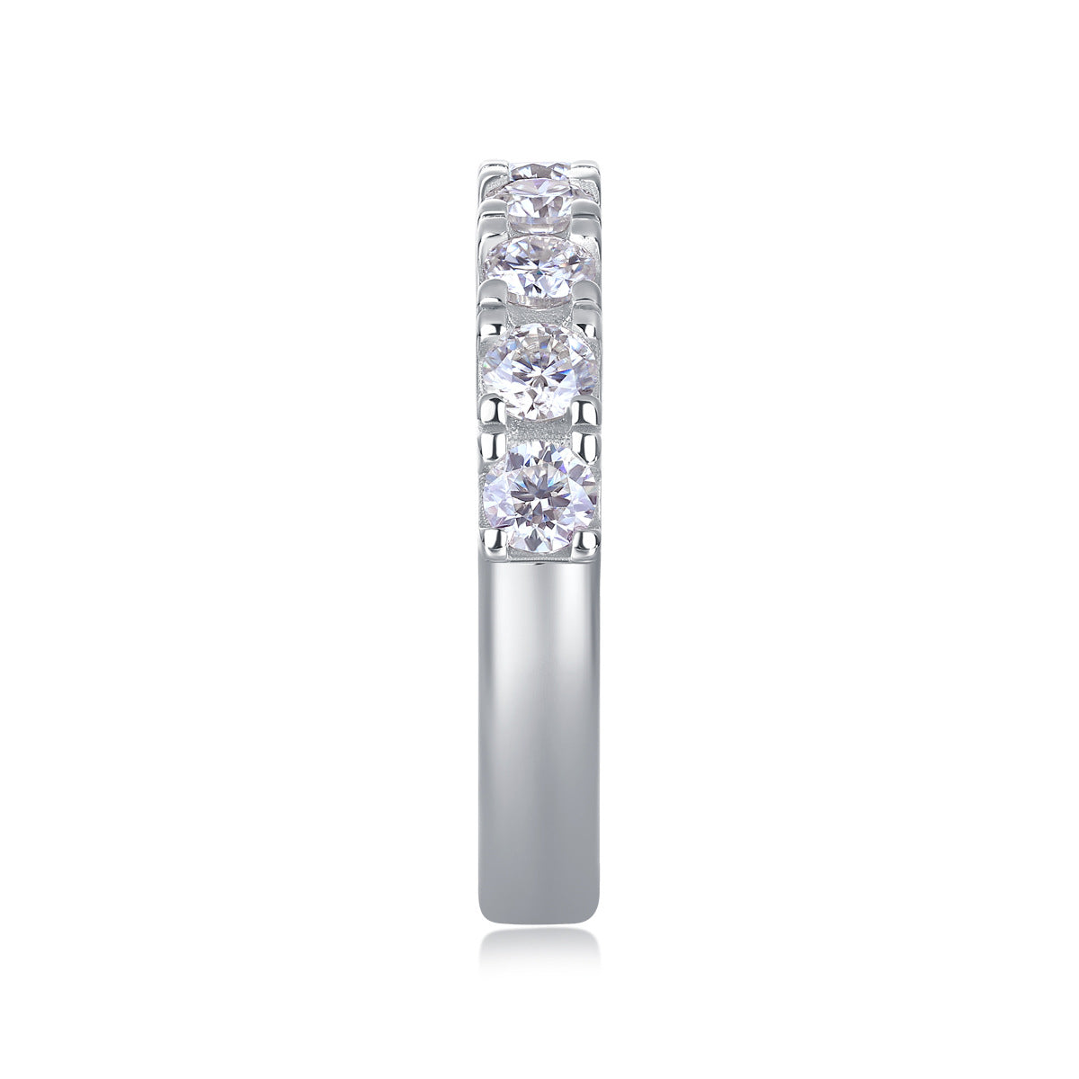 Single Row Moissanite Diamond Ring for Women