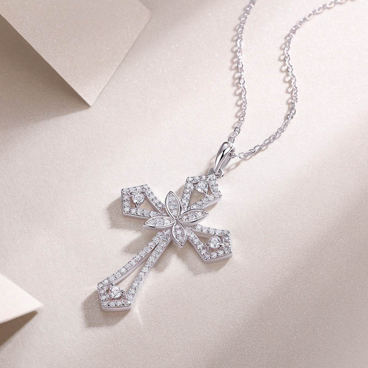 S925 Plated 18K Moissanite Cross Pendant Necklace for Women