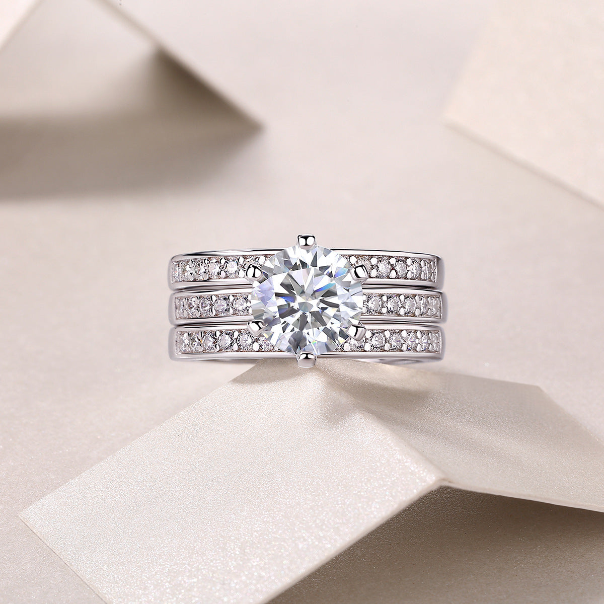 2 Carat Moissanite Three-Piece Stackable Artistic Multiple Matching Rings