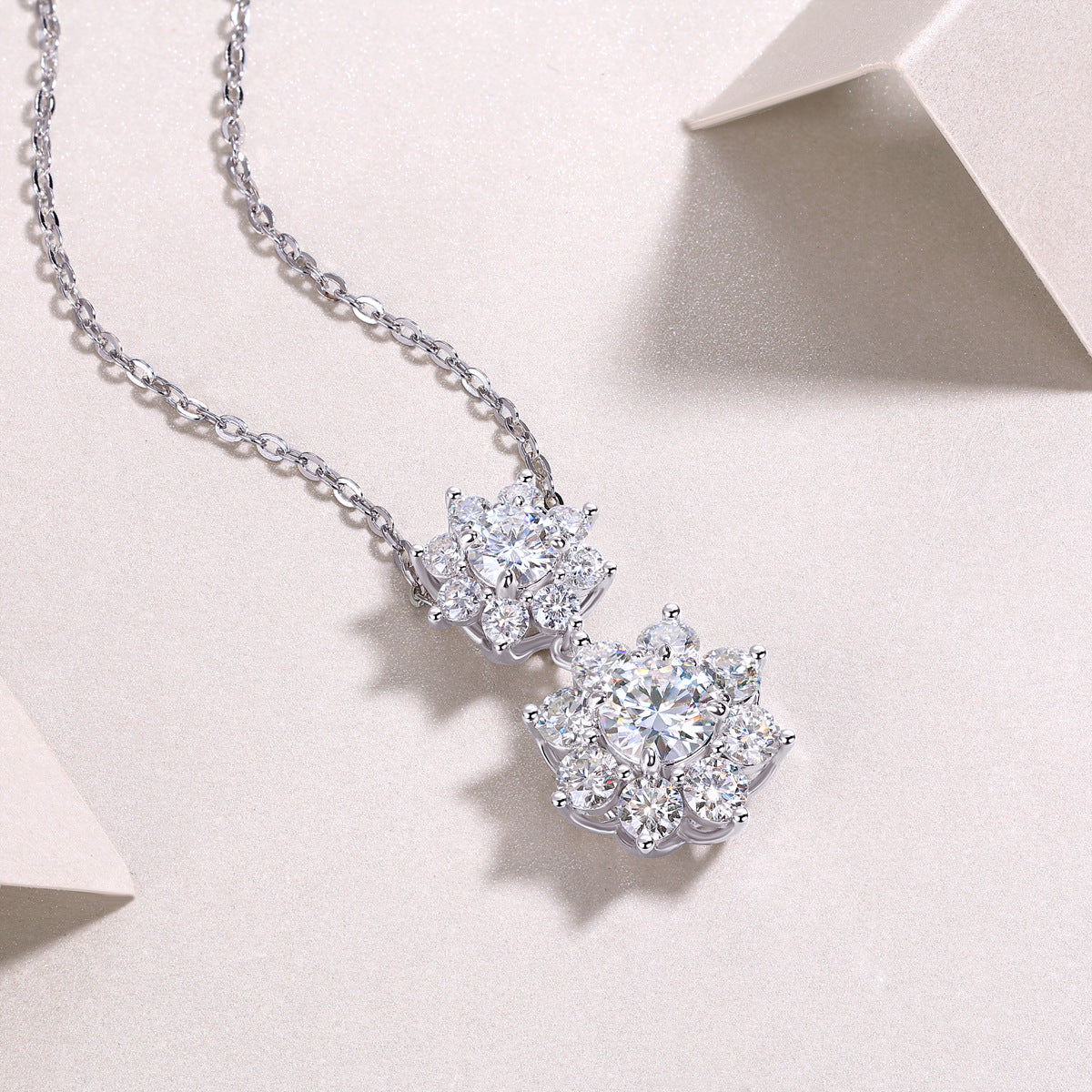 1.5 Carat Moissanite Sunflower Pendant Diamond Necklace S925 Sterling Silver Plated with 18K White Gold for Women
