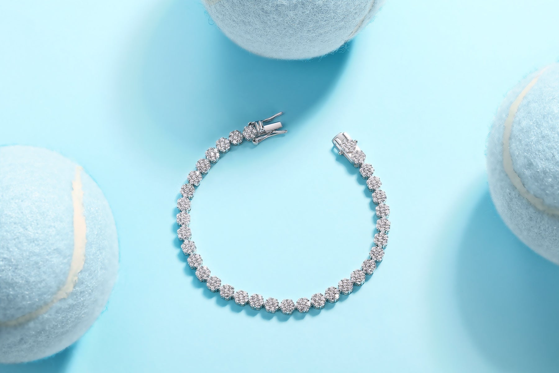 Trendy Fashion 252 Moissanite Tennis Bracelet