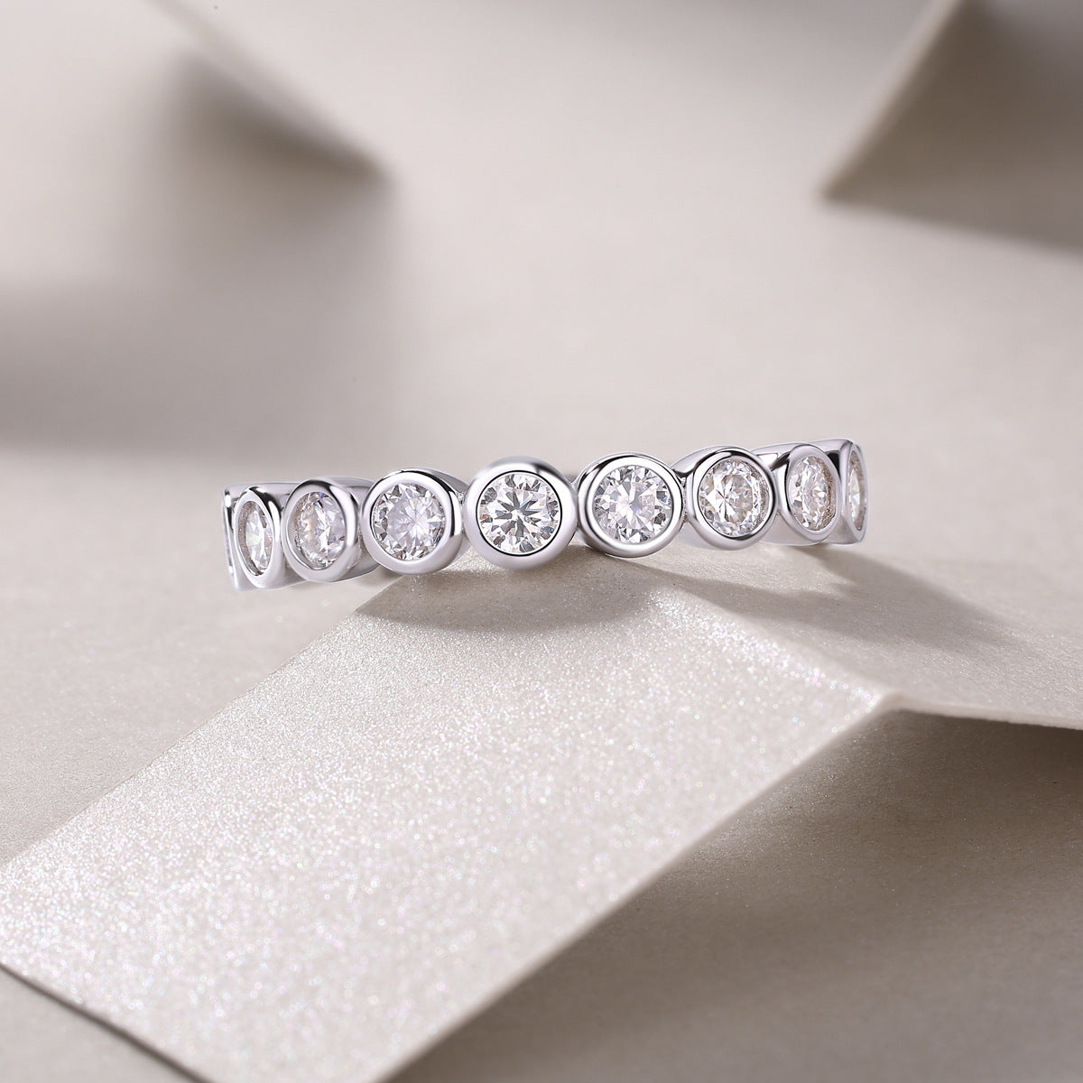 6 Carat Moissanite Diamond  Engagement Ring for Men and Women (0.3CT*20Pcs)