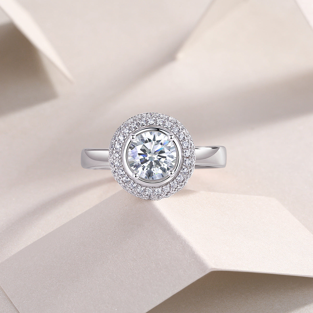 1 Carat D-VVS1 Lab Grown Diamond Ring for Women