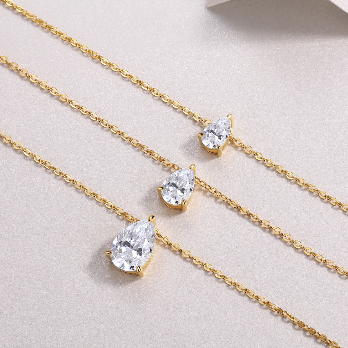 Pear-Shaped Moissanite Pendant Gold Necklace S925 Sterling Silver Plated with 18K Gold