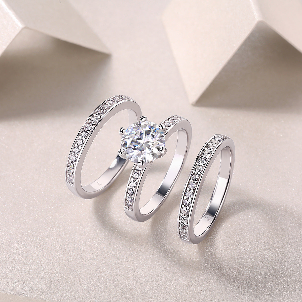 2 Carat Moissanite Three-Piece Stackable Artistic Multiple Matching Rings