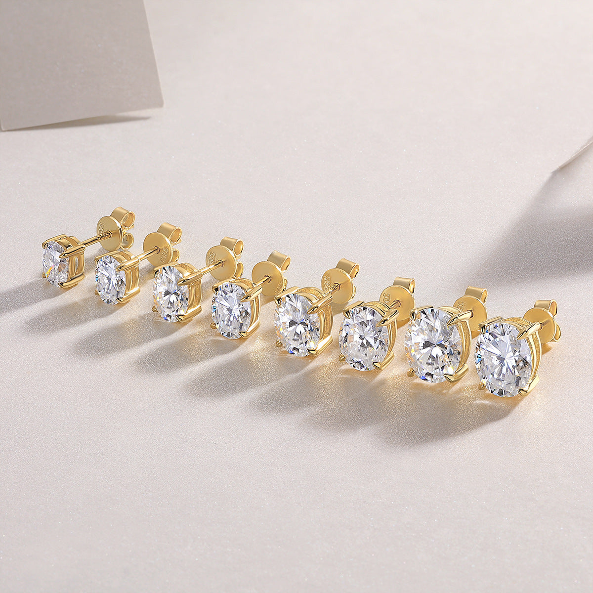 1 Carat Egg-Shaped Moissanite Stud Earrings for Men and Women S925 Sterling Silver Plated with 18K Gold