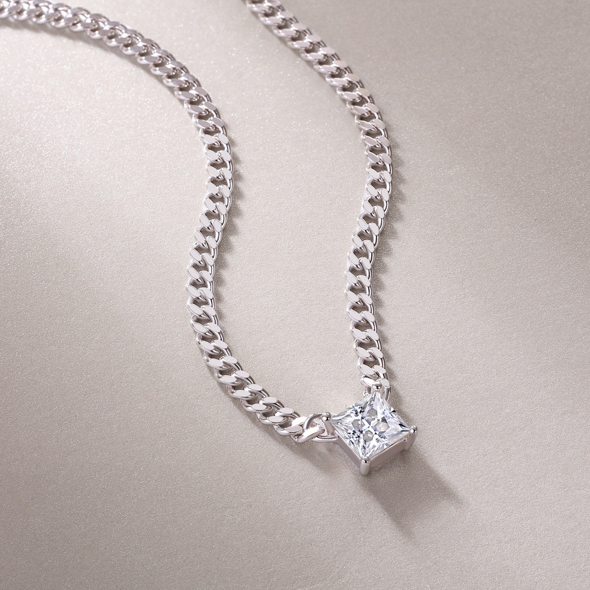 1.5CT Moissanite Cuban Clavicle Necklace for Women 10.7g S925 Silver Electroplated 18K White Gold