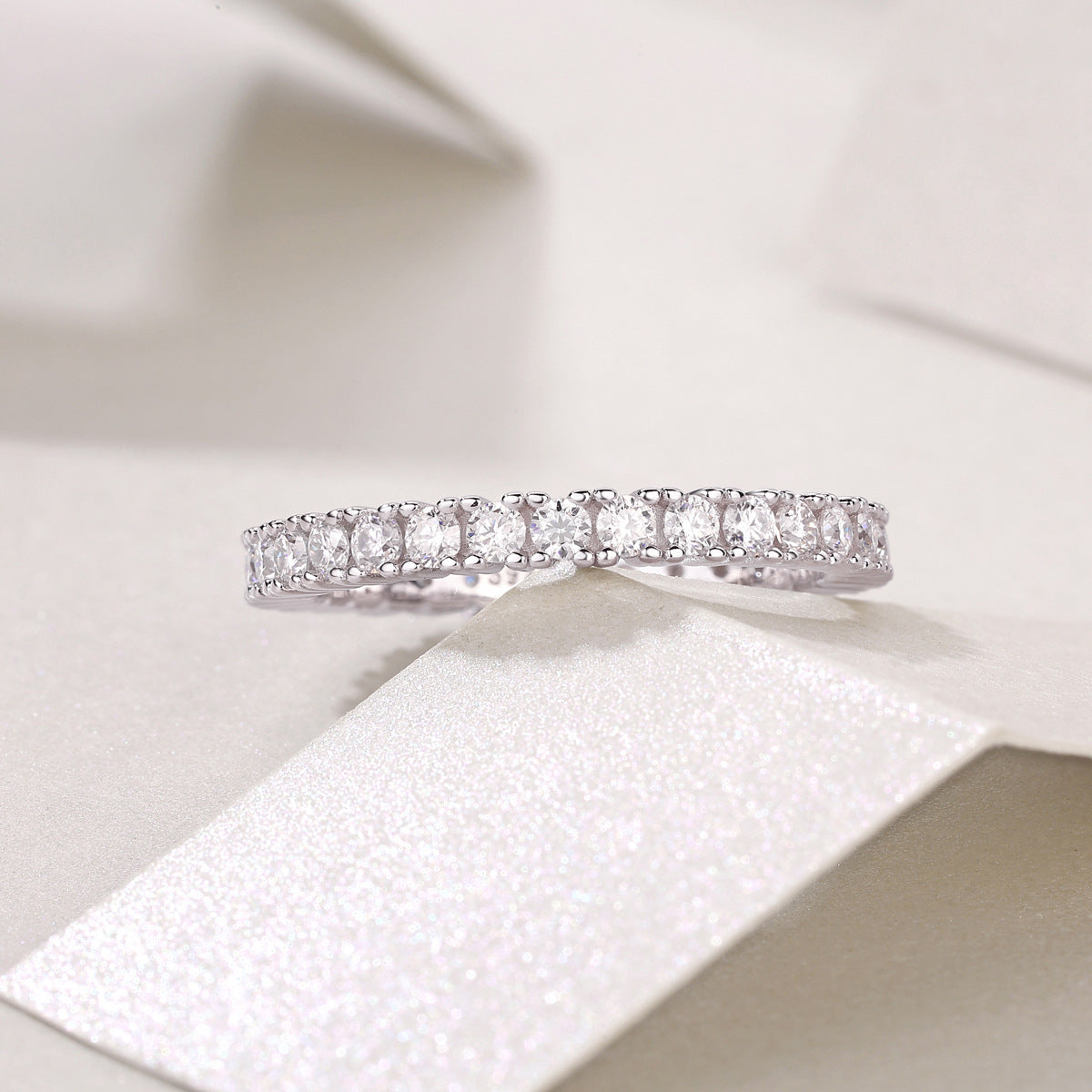 Stackable S925 Silver Inlaid Moissanite Ring