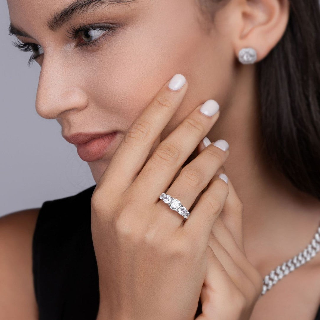1 Carat D-VVS1 Lab Grown Diamond Ring for Women